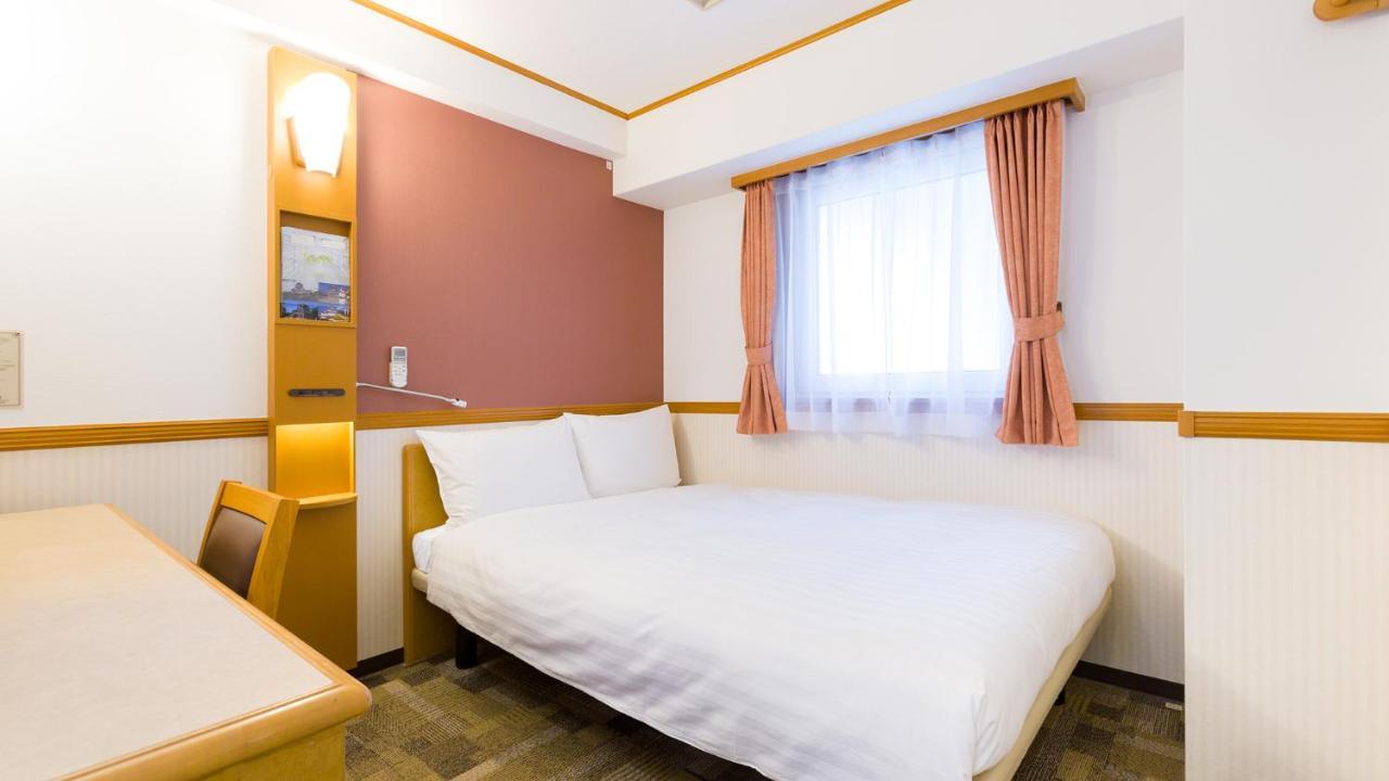 Toyoko Inn Hakata-Eki Bus Terminal Mae Фукуока Номер фото