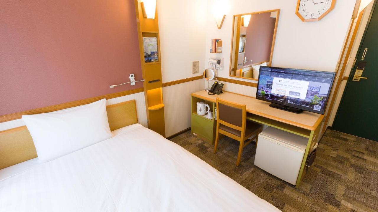 Toyoko Inn Hakata-Eki Bus Terminal Mae Фукуока Экстерьер фото